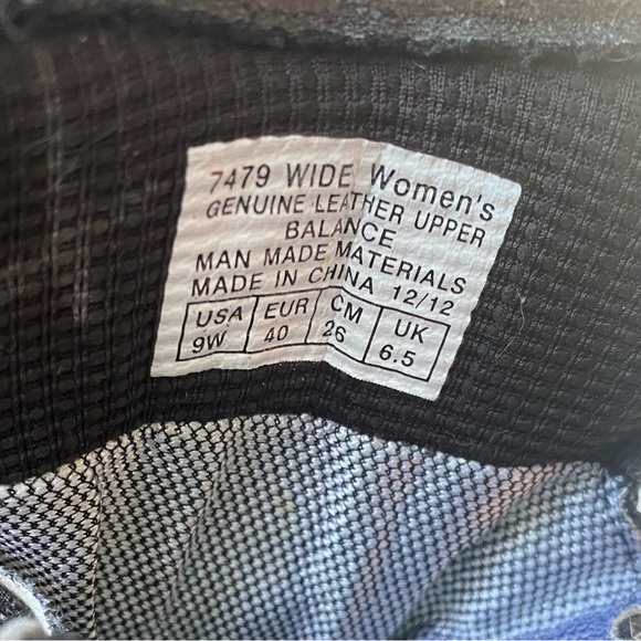 Vasque Goretex Breeze 2.0. Size 9 Wide - Picture 4 of 5